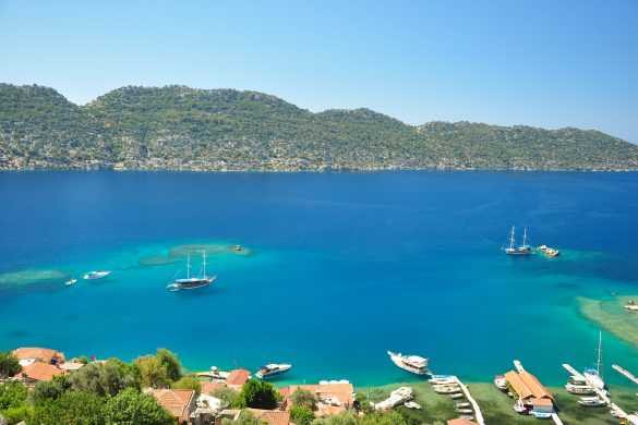 Akdeniz’de Tekne Turları Yapabileceğiniz Mavi Tur Rotaları