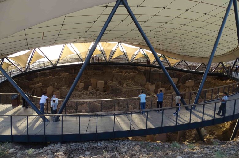 Dünyanın En Eski Tapınağı Göbeklitepe